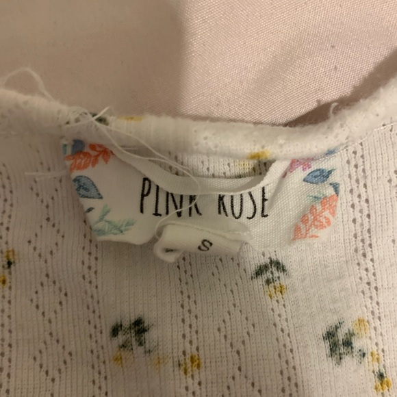 White Flowered Ruffled Crop Top - Picture 4 of 8